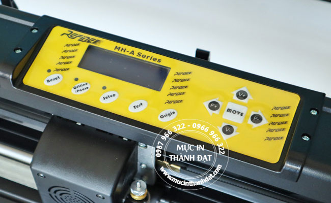 Bảng điều khiển máy cắt bế decal Refine AC 721